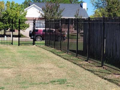 Quality Aluminum Fence Installation